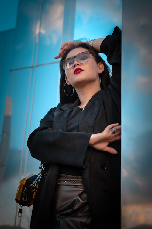 Kostnadsfri bild av asiatisk kvinna, black blazer, Framställ
