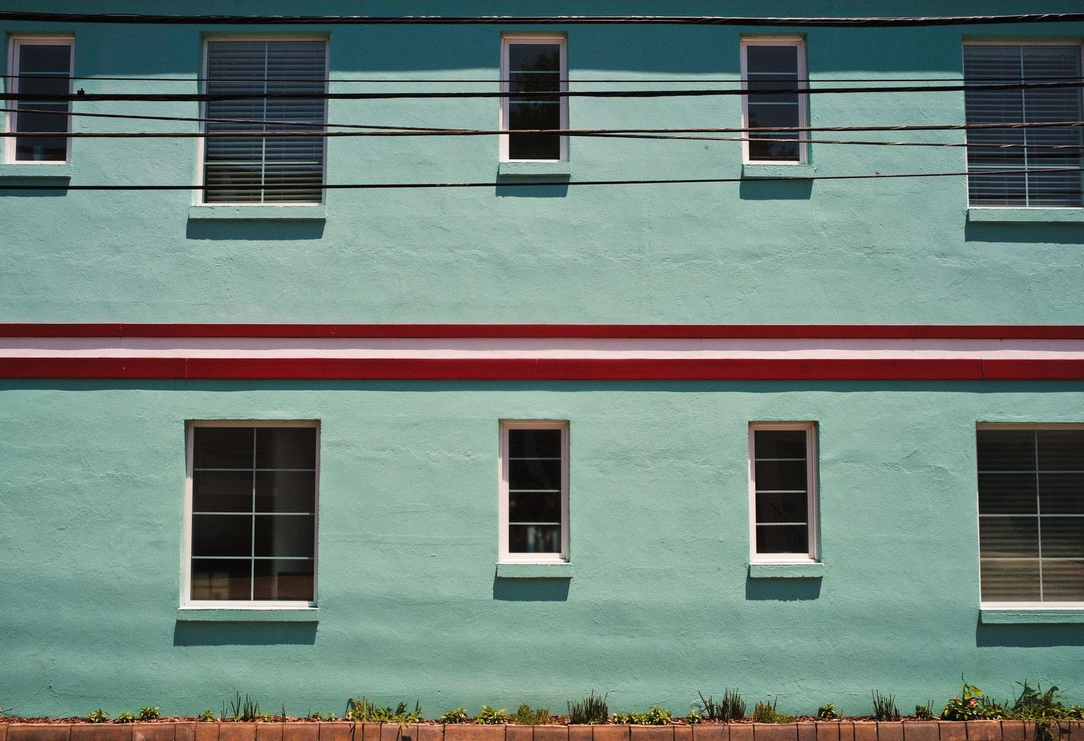 Exterior Painting in Mile End — clean edges cut in around trim and sockets