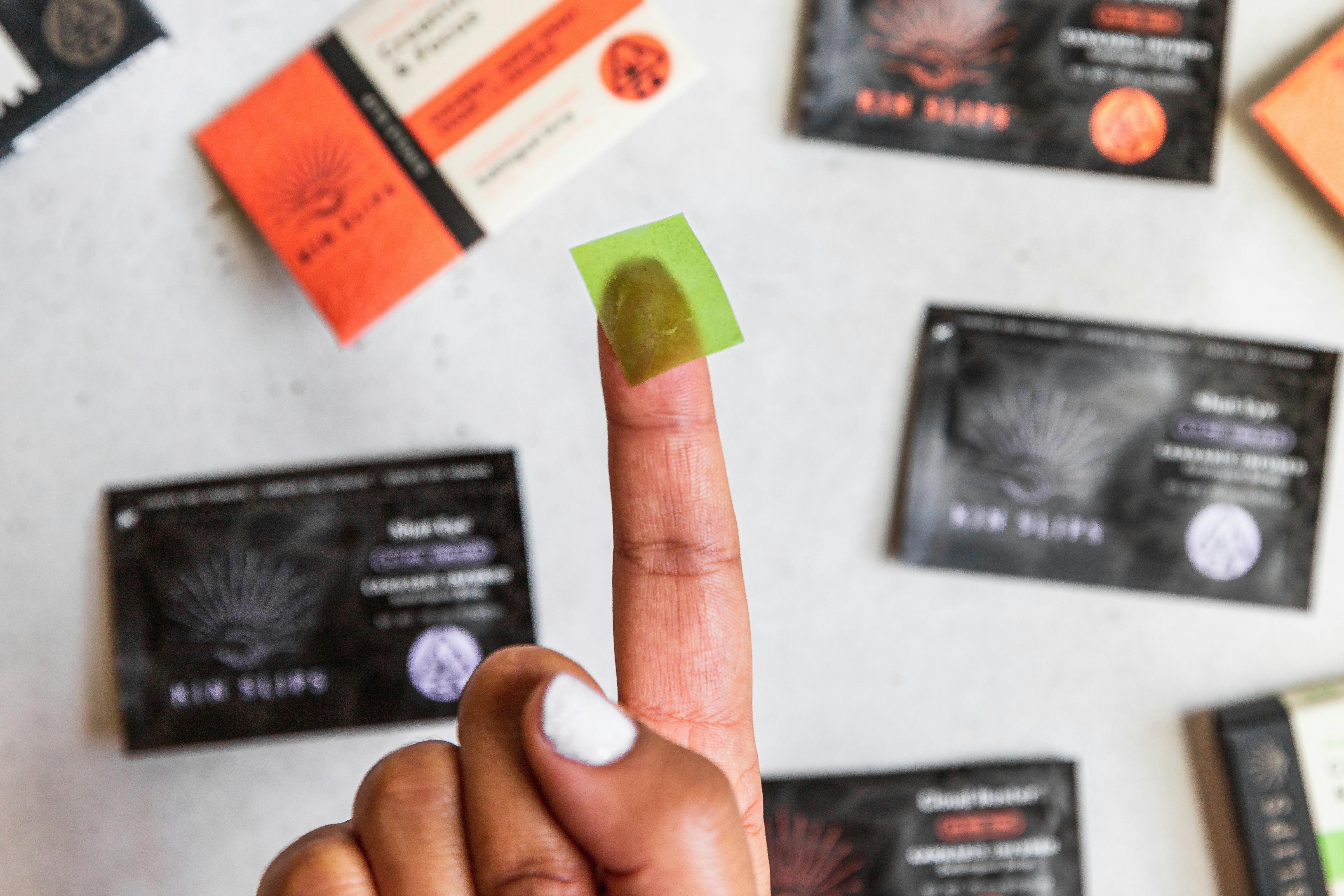 unhas decoradas delicadas