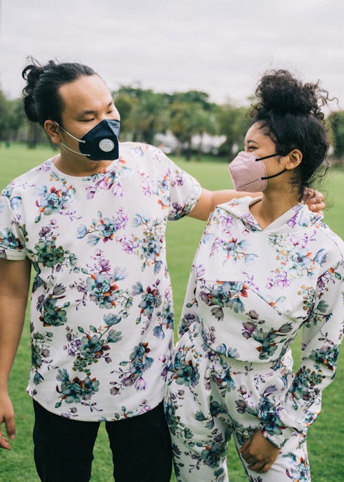 Free Couple Wearing Floral Shirts Stock Photo
