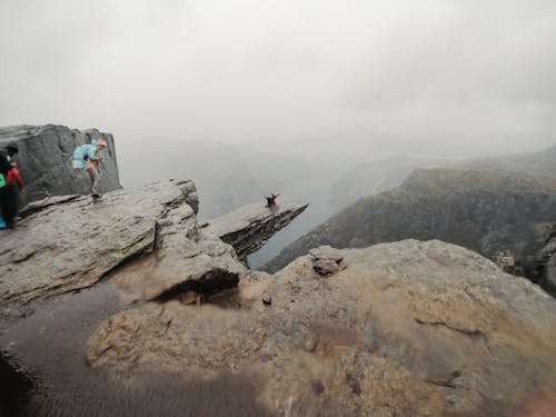 Foto profissional grátis de abismo, alpinismo, andarilho