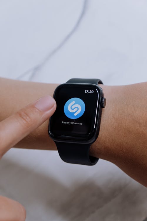 Free Using Shazam on an Apple Watch Stock Photo