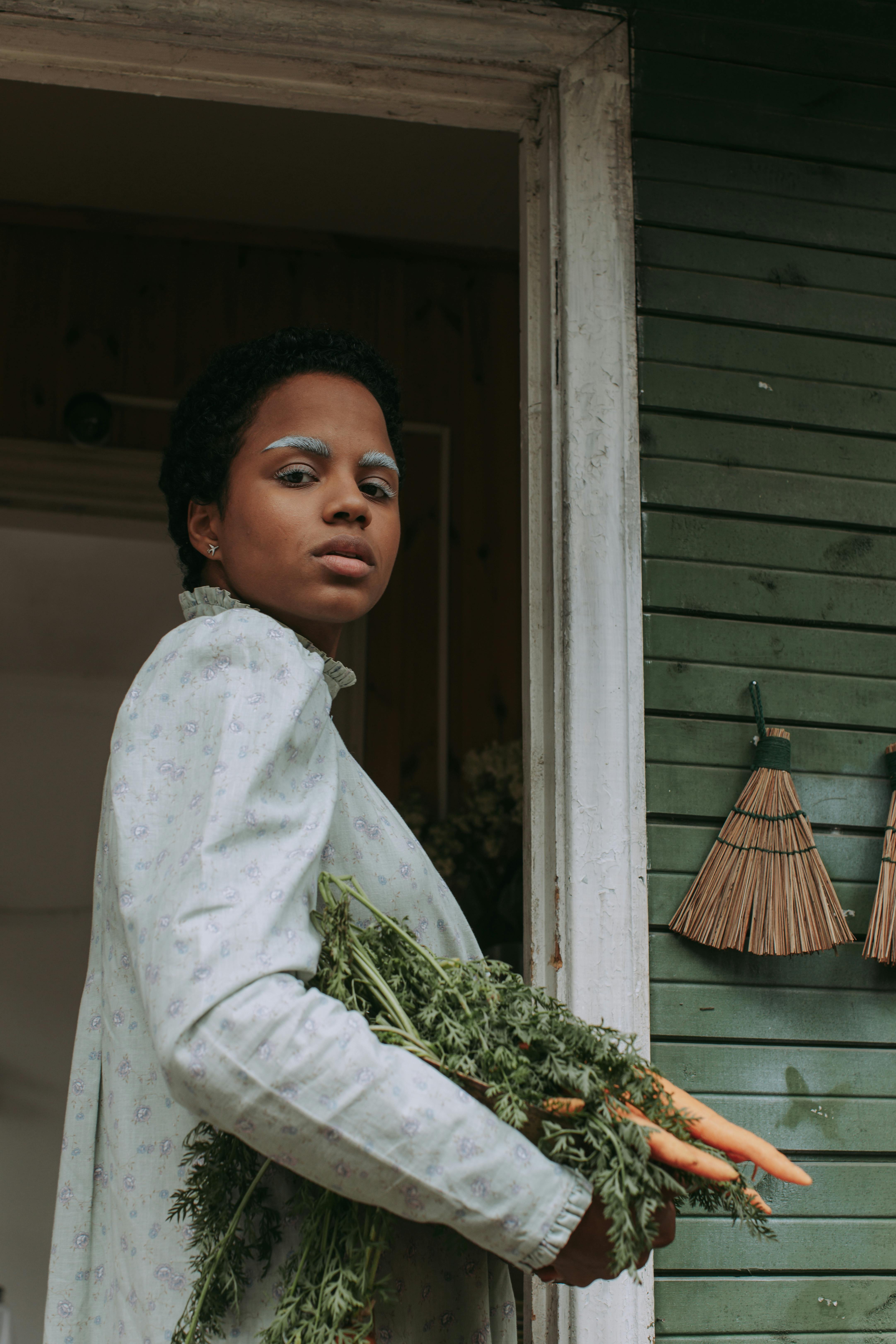 Which vegetables makes your face glow?