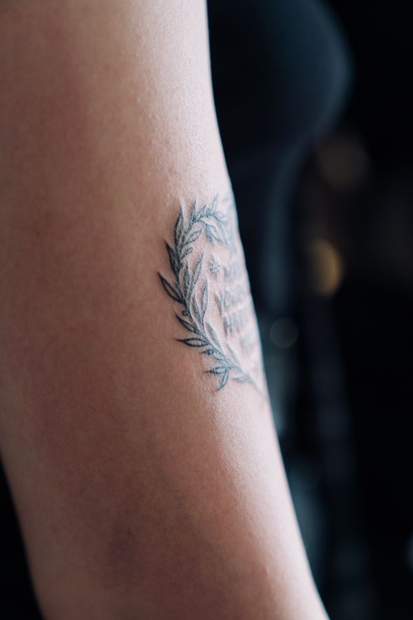 Leaf tattoo detail