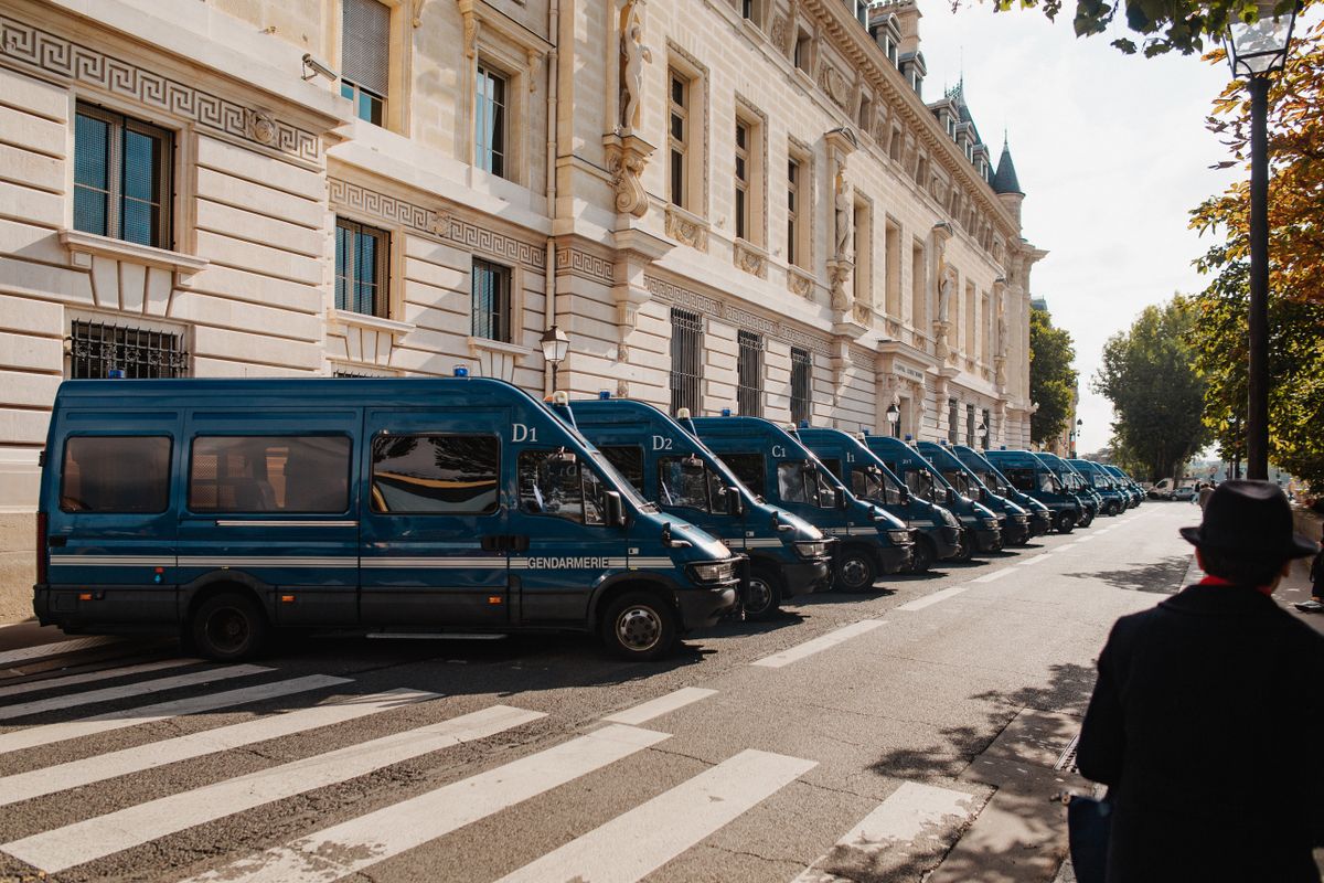 Flotte fourgons utilitaires en ville — lavage à domicile entreprise LavAuto Casablanca