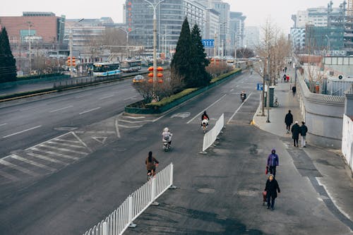 Foto profissional grátis de ciclovia, cidade, edifícios