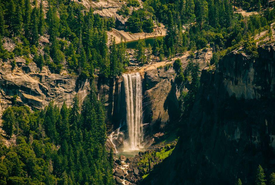 Mist Trail to Vernal Falls