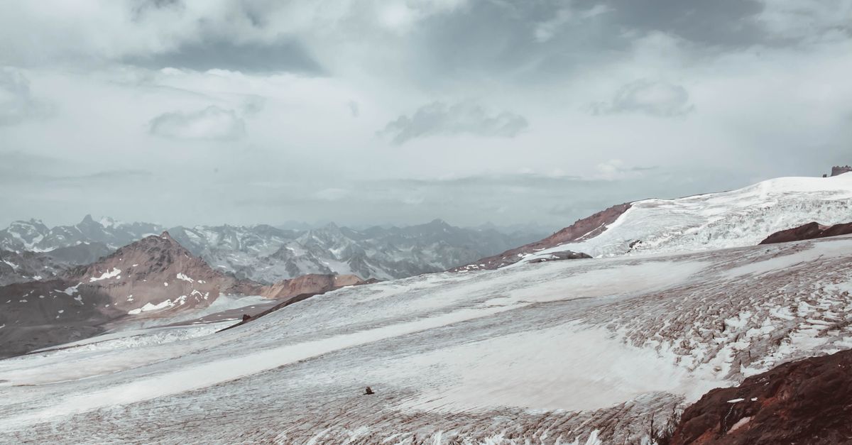 Snow Bound Ridge Mountainous ridge in snow on height · Free Stock Photo