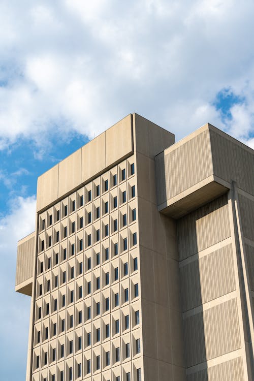 Gratis stockfoto met architectuur, betonnen constructie, buitenkant van het gebouw