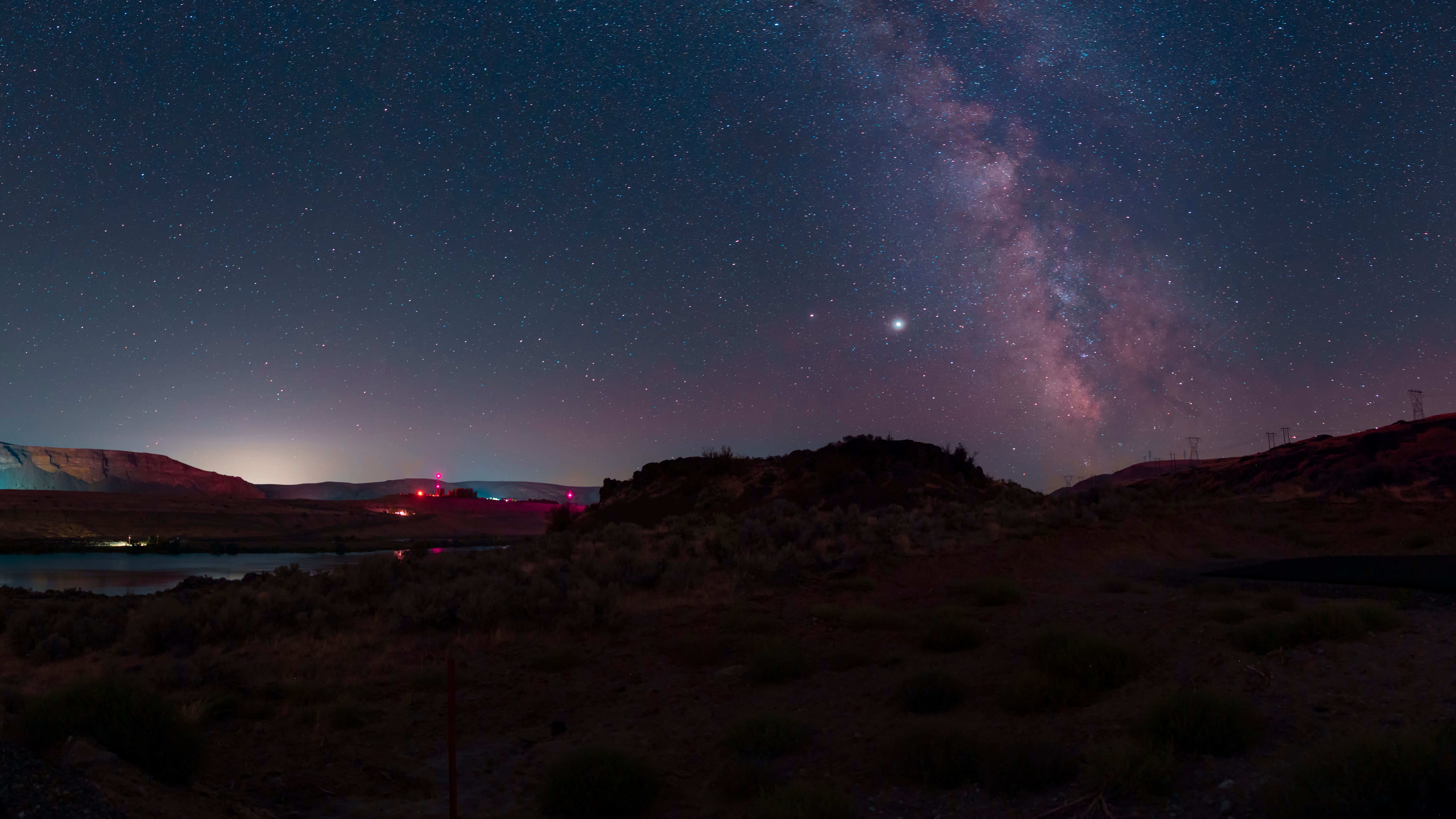 Captivating view of the Milky Way under a starry sky in Washington State.