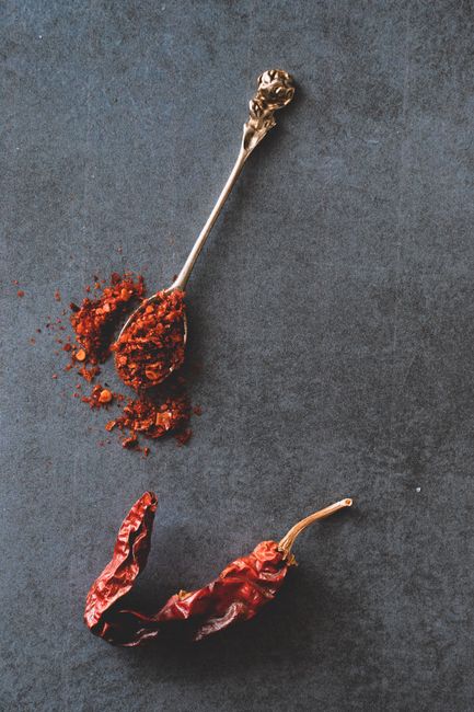 Selecting the Perfect Ingredients for a Rich and Depthful Chilli Flavor
