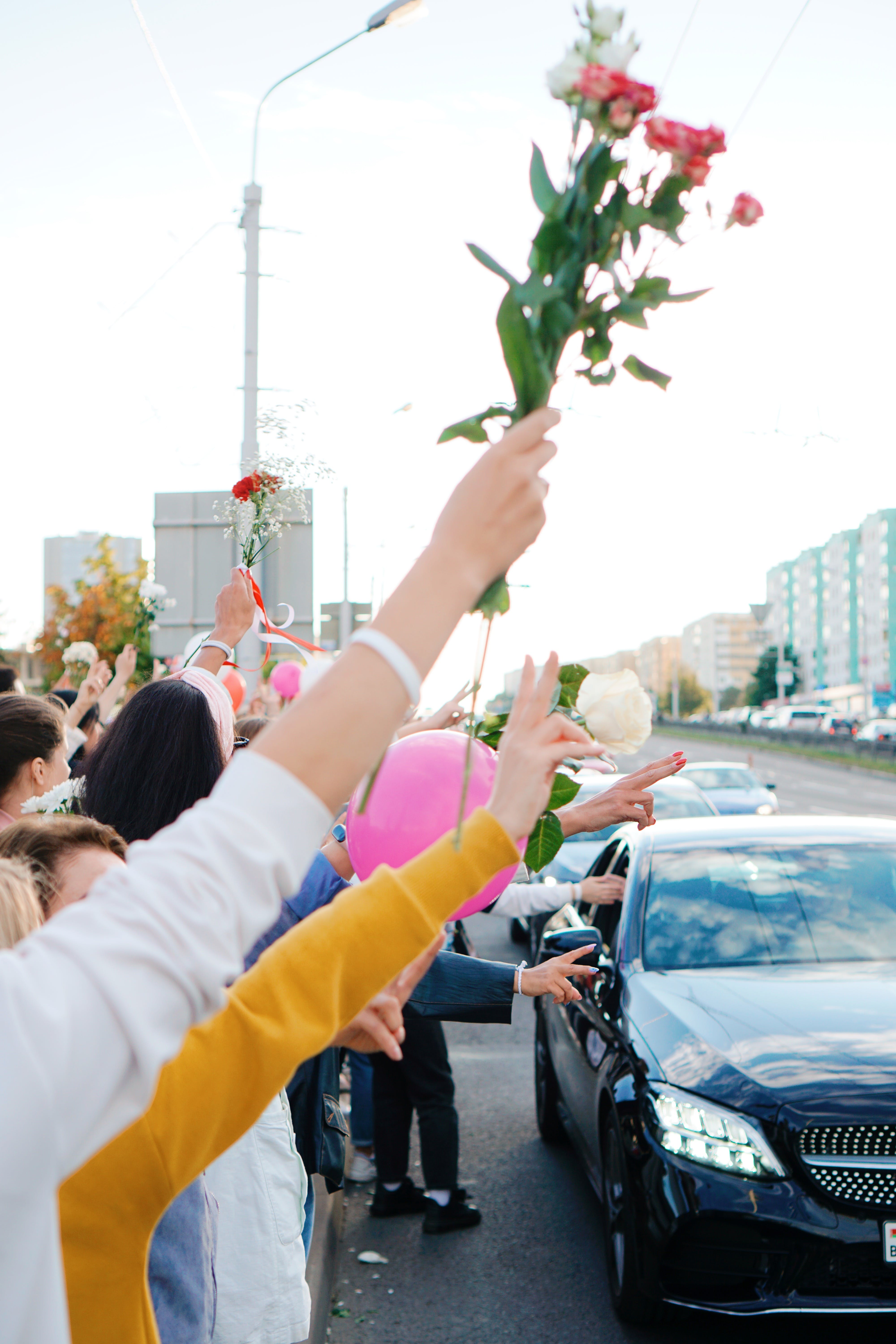 peaceful protest in minsk