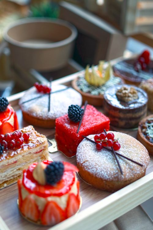 Free Close-up of assorted gourmet desserts showcasing vibrant colors and intricate details. Stock Photo