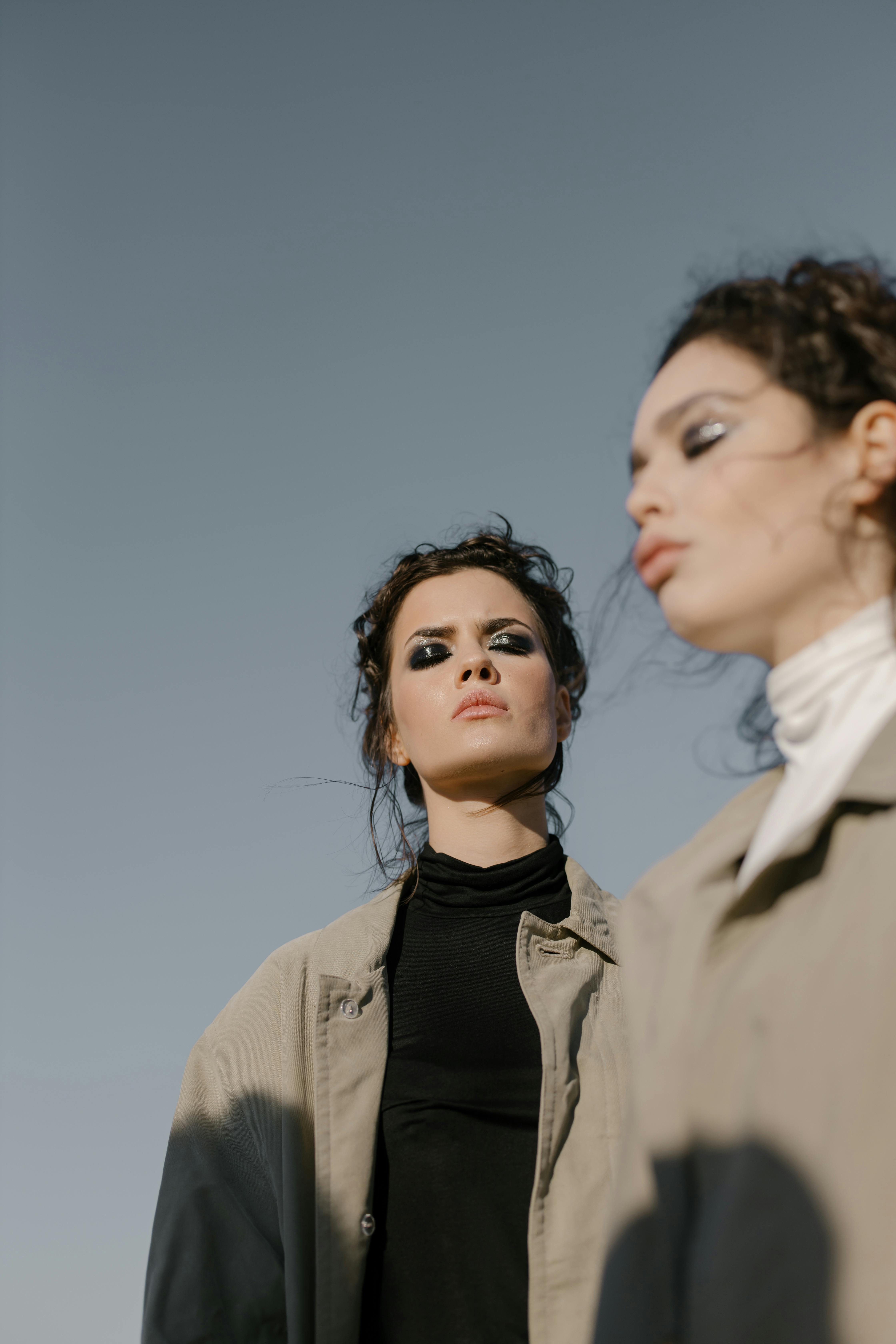 Gratuit Photos gratuites de à la mode, angle faible, attirant Photos