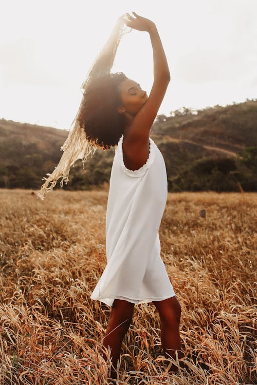 Základová fotografie zdarma na téma afroameričanka, botanický, brunetka