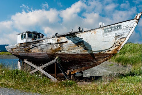 Gratuit Imagine de stoc gratuită din abandonat, barcă, dărăpănat Fotografie de stoc