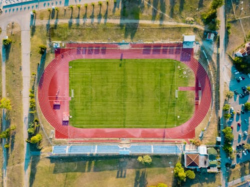 Základová fotografie zdarma na téma dráha a hřiště, fotbalové hřiště, letecká fotografie