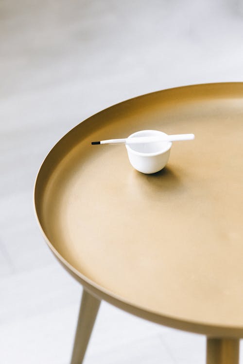 Foto profissional grátis de bacia, contêiner, mesa redonda