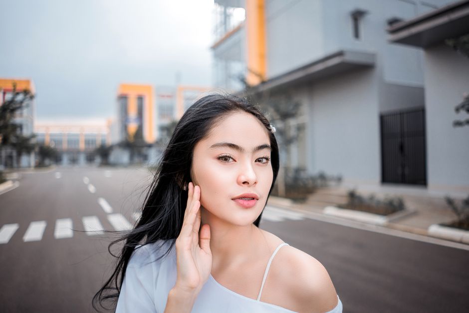 Trang Điểm Dự Hội Nghị Công Sở Cho Sinh Viên Tại Hà Nội