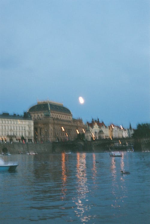 Free stock photo of full moon, prague, river Stock Photo