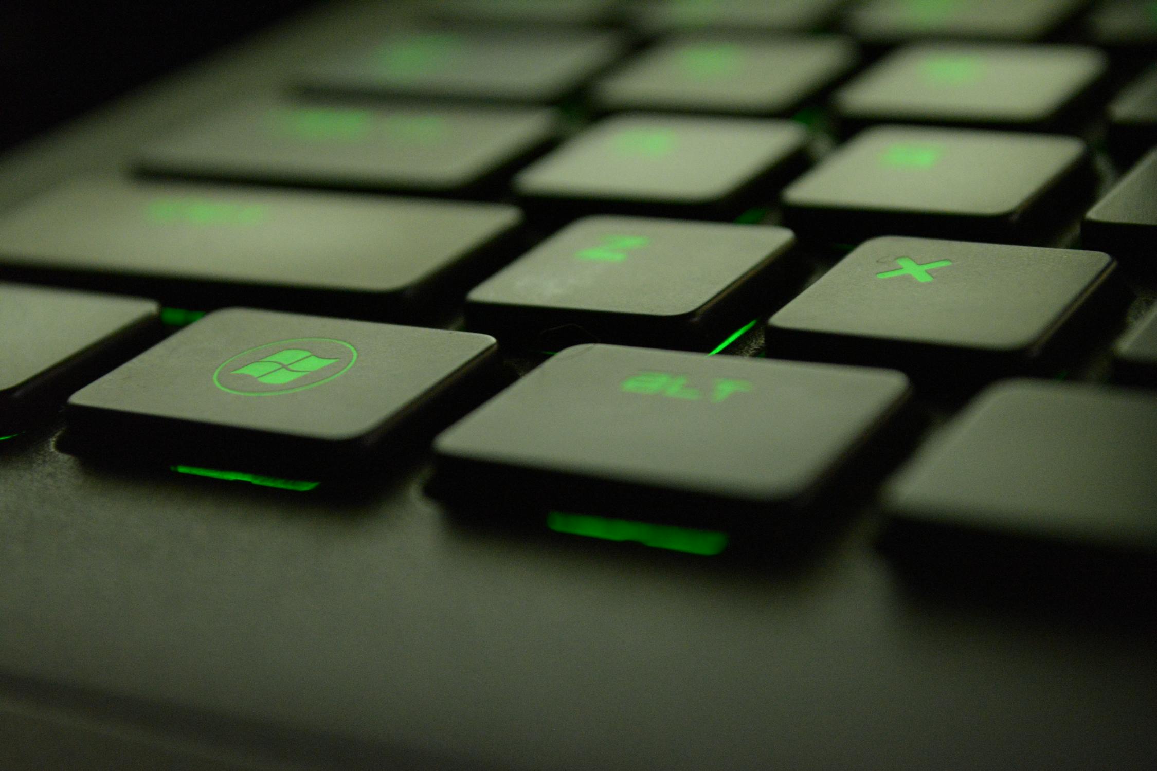 keyboard_with_green_light