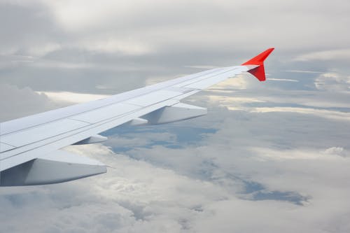 Ingyenes stockfotó felhők, repülés, repülő témában