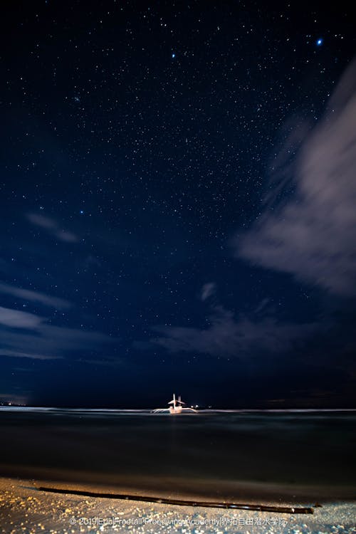 คลังภาพถ่ายฟรี ของ กลางคืน, คืนท้องฟ้า, ชายทะเล