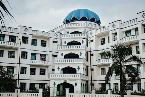 White and Blue Concrete Building