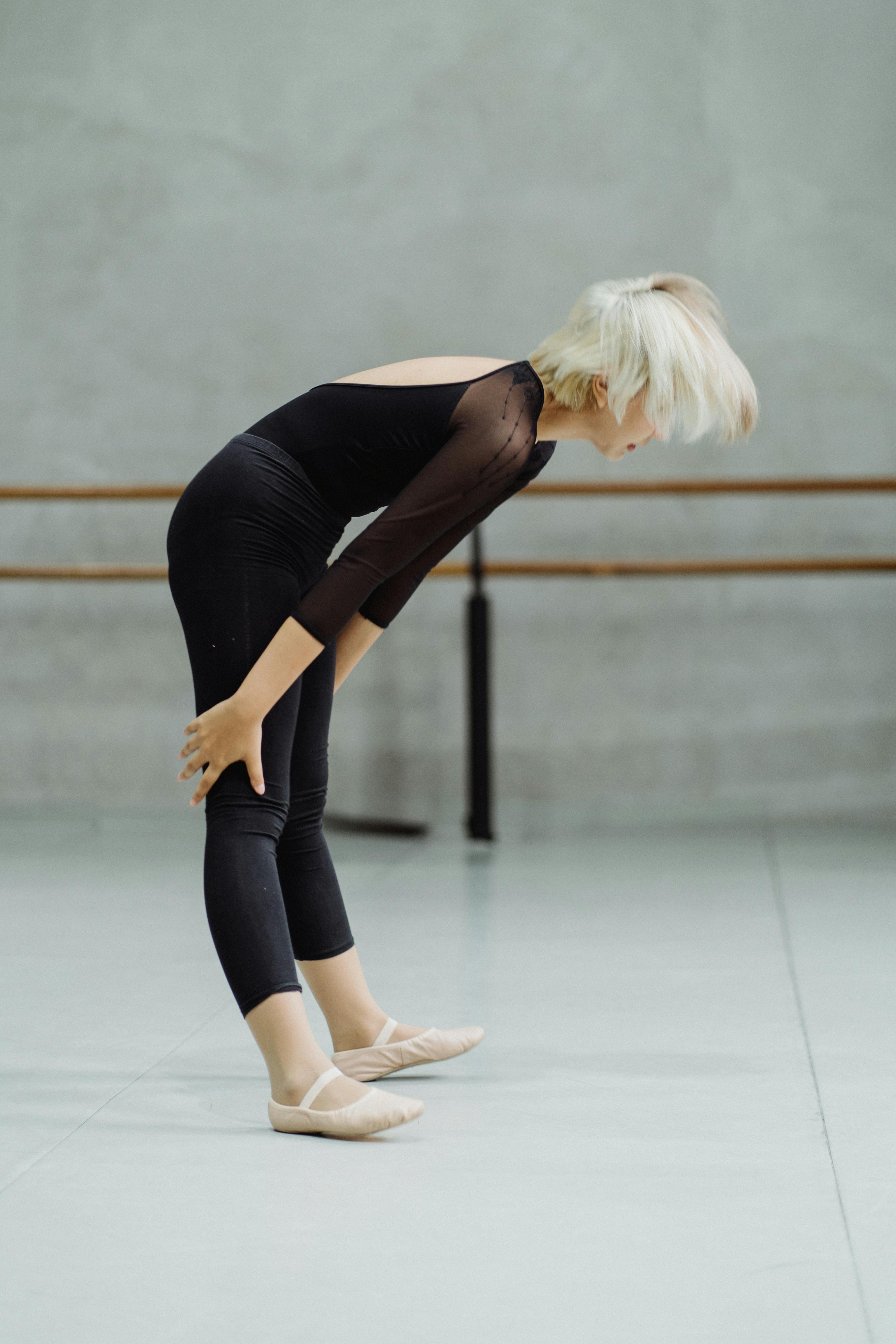Ballet Dancers Practicing in Rehearsal Room Stock Photo - Image of bending,  leggings: 33894978