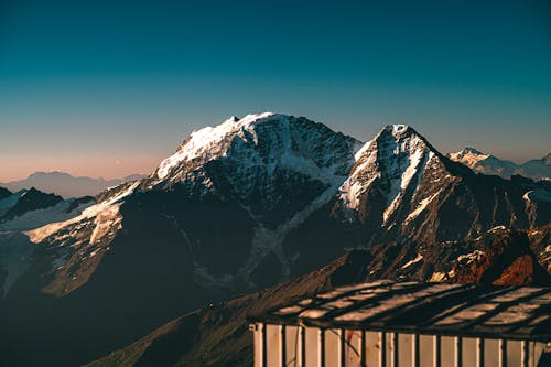 天空, 景觀, 白雪皑皑的山 的 免费素材图片