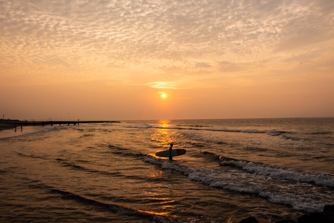 Základová fotografie zdarma na téma horizont, mávání, moře