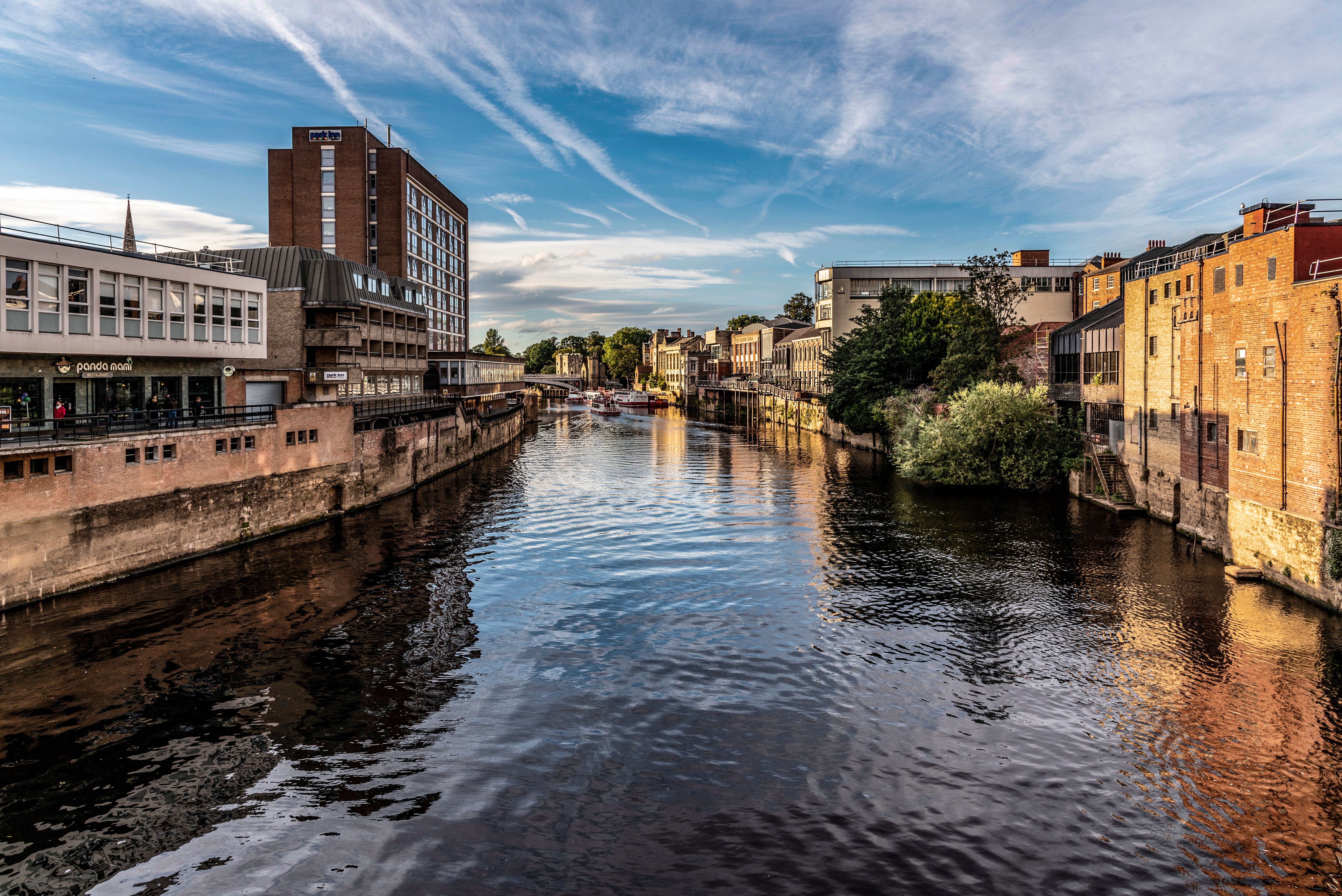 canal-in-town-free-stock-photo