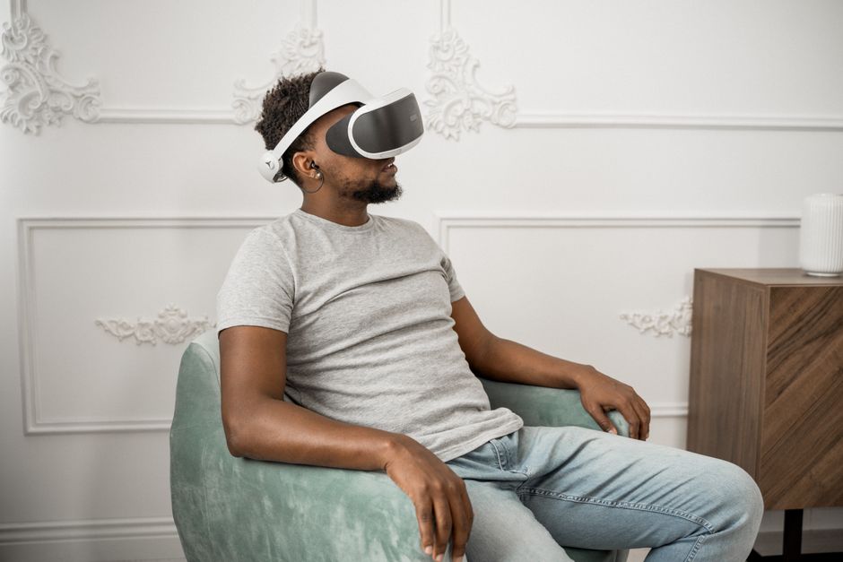 Snap's New AR Glasses, Specs, Are Finally Here — But the Price Stings