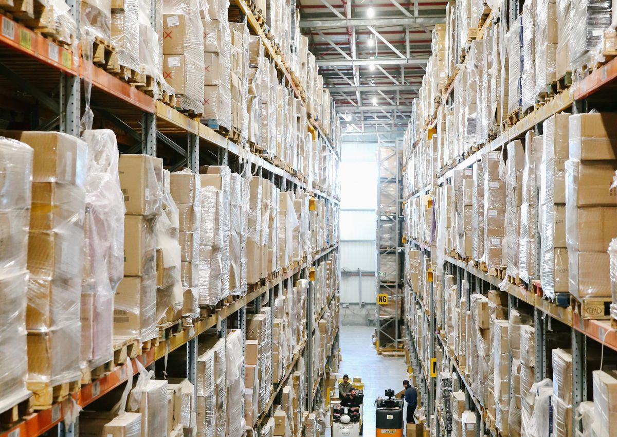 Warehouse storage shelves for household goods between international moving dates