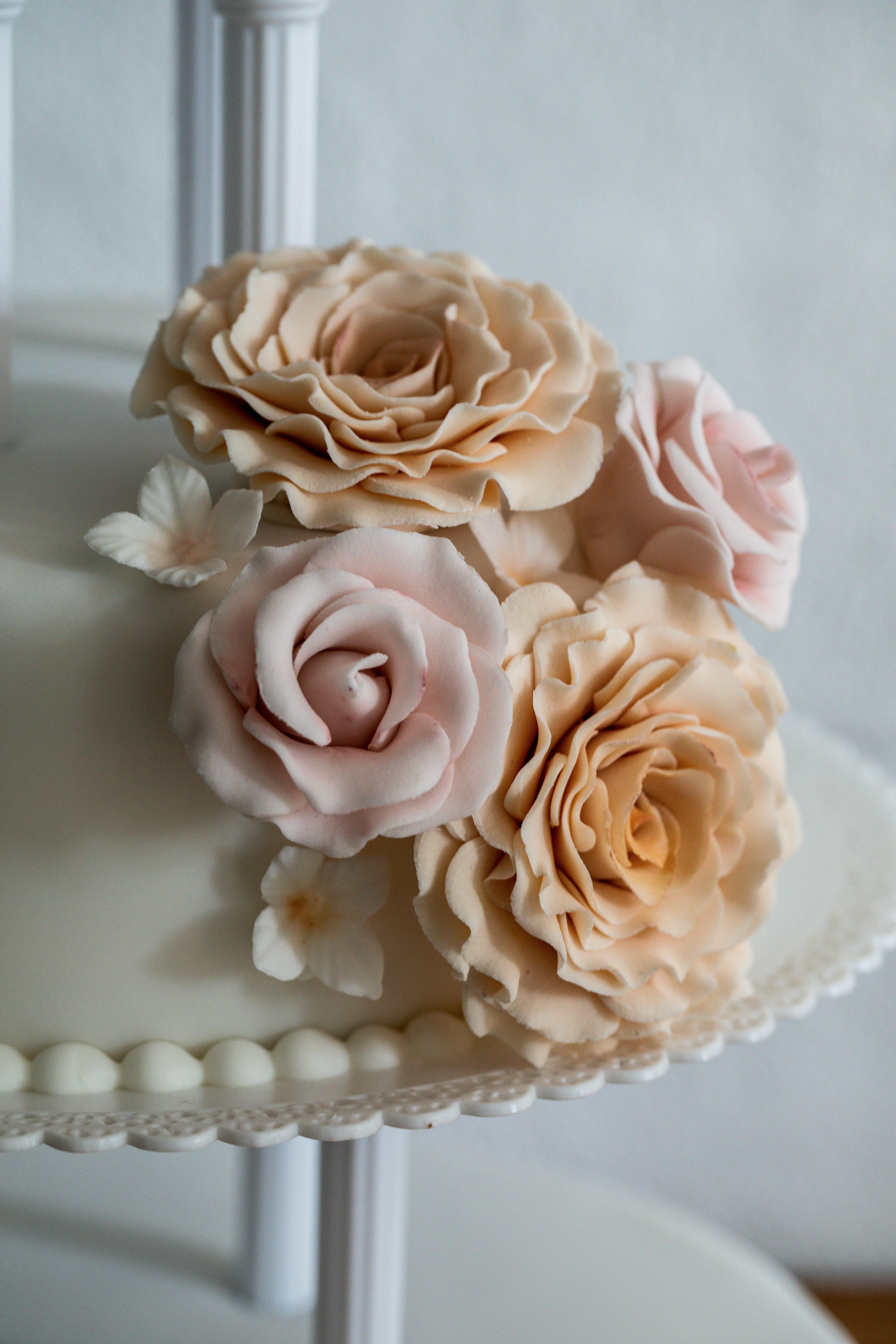 Beautiful Rose Cake With Name