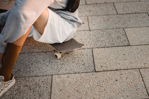 Kostenlos Erntemann Ruht Auf Skateboard Stock-Foto