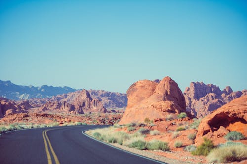 คลังภาพถ่ายฟรี ของ ถนน, ทะเลทราย, ภูเขา