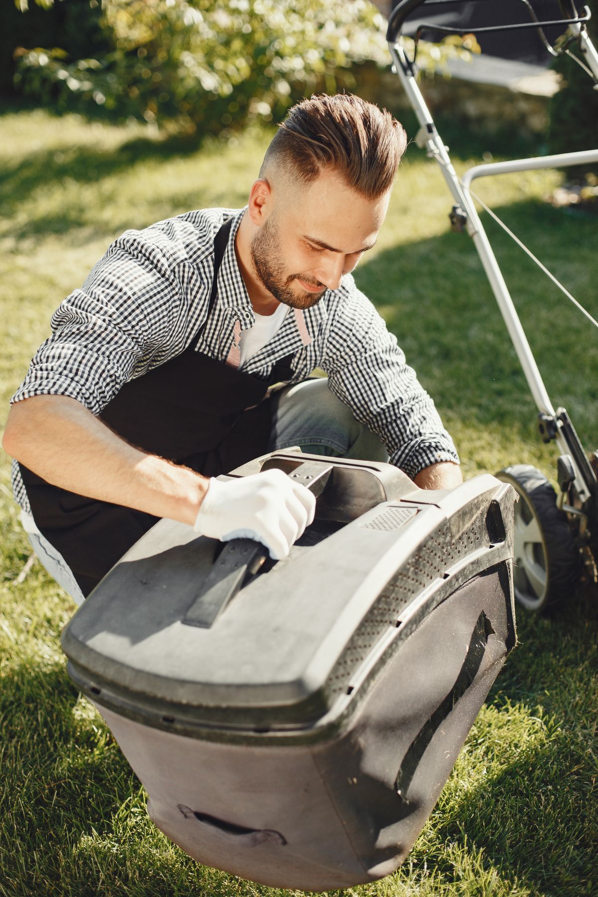 Lawn maintenance with a lawn mower