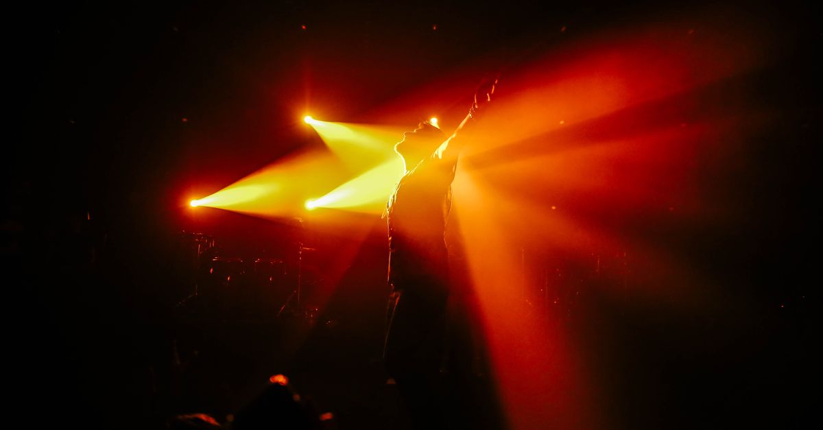 The Spotlight Puller