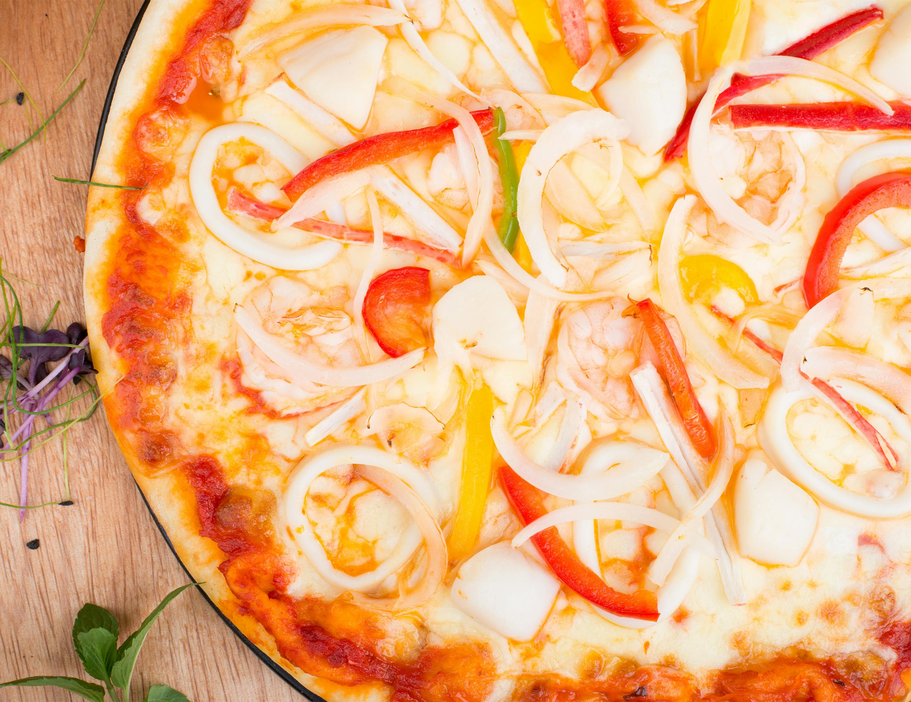 Pizza with Bell Peppers on Top · Free Stock Photo
