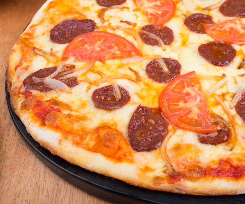 Tomato Pizza · Free Stock Photo
