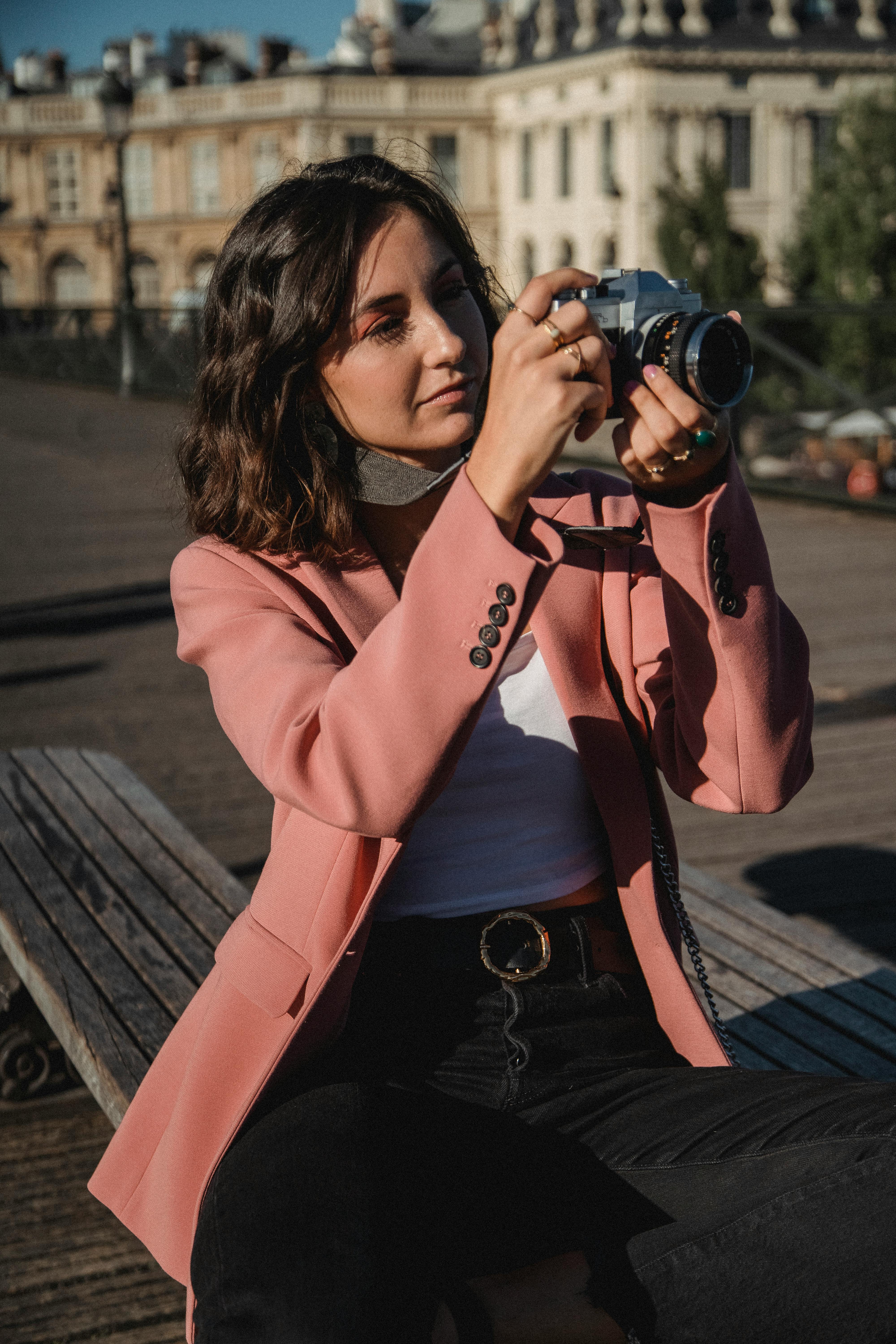 Gratis Fotos de stock gratuitas de bonita, cámara, desgaste Foto de stock