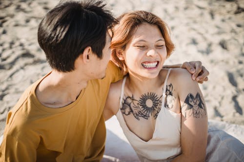 Free Man and Woman Smiling  Stock Photo