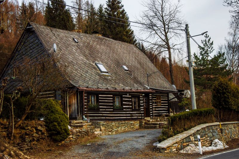 Pohled na historickou budovu restaurace