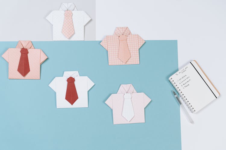 Shirt And Tie Origami 