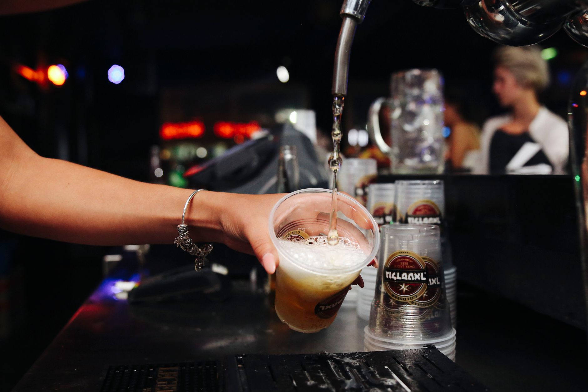 Smädný anglickí fanúšikovia si na semifinále prilejú ďalších 6 miliónov pint piva