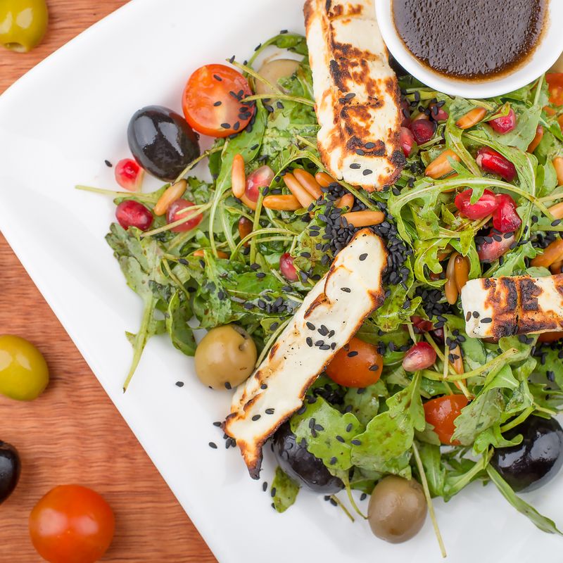 Arugula Salad with Za'atar Halloumi and Lemon