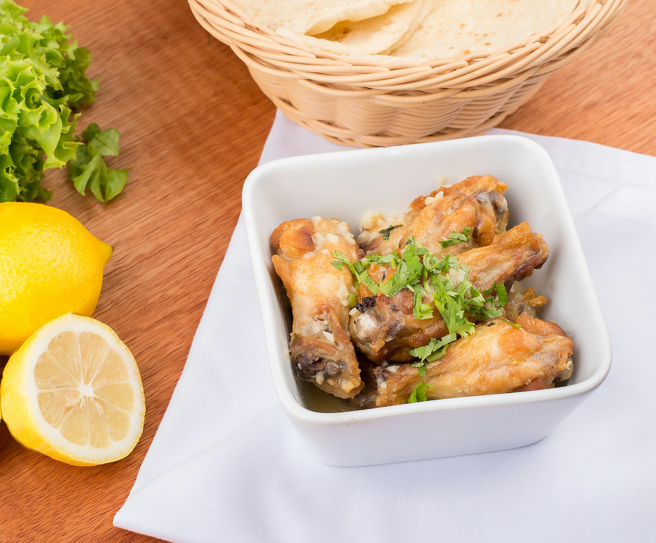 Succulent Costa Rican Arroz ⁣con Pollo Dish