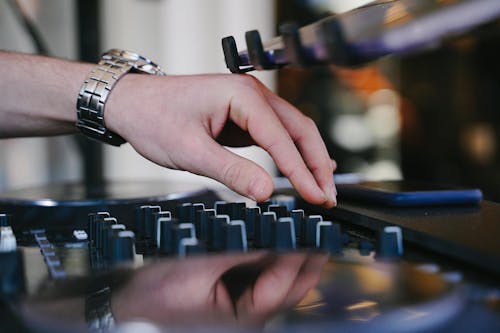 Foto profissional grátis de DJ Mixer, eletrônicos, equipamento de audio