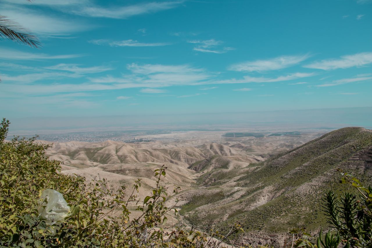 Israël vise la colline d’Ali Taher, supposé QG du Hezbollah et des Gardiens iraniens